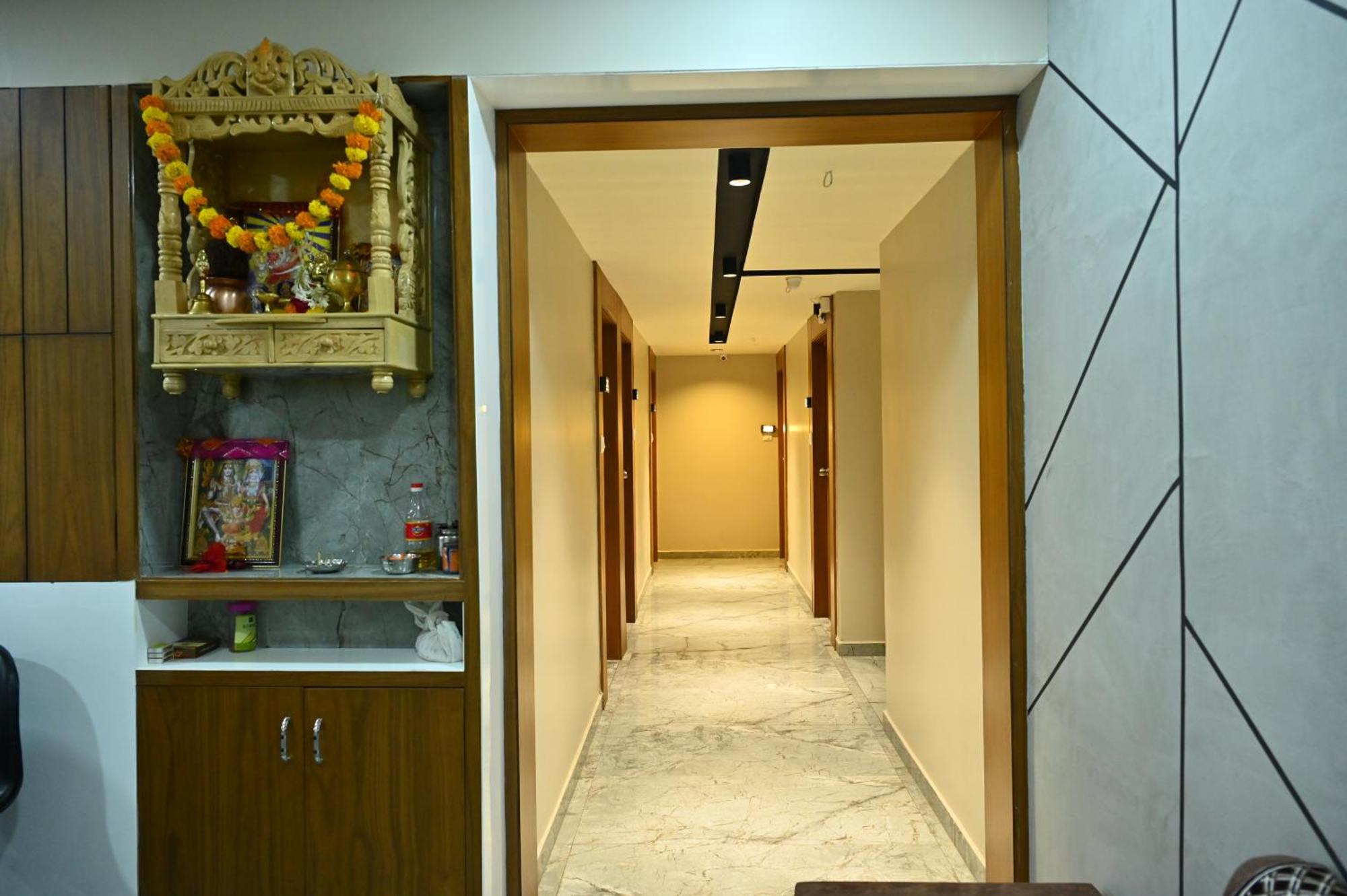 Hotel Sury Villa Ahmedabad Buitenkant foto